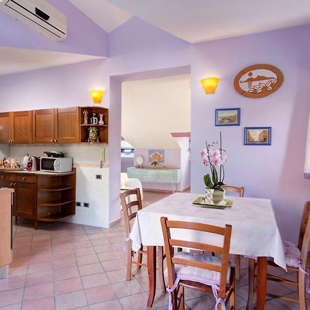 Ferienwohnung Tetto Fiorito Castellammare di Stabia Exterior foto