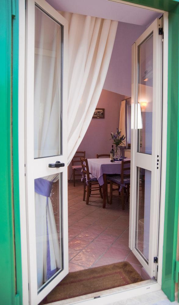 Ferienwohnung Tetto Fiorito Castellammare di Stabia Exterior foto