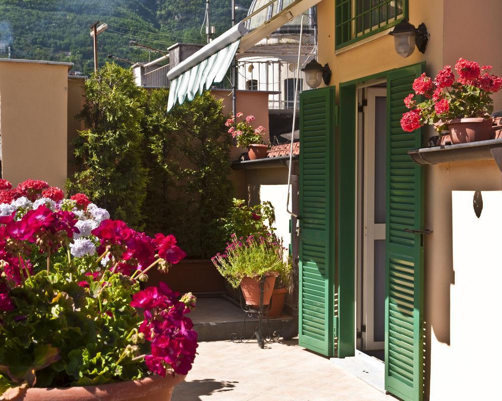 Ferienwohnung Tetto Fiorito Castellammare di Stabia Exterior foto