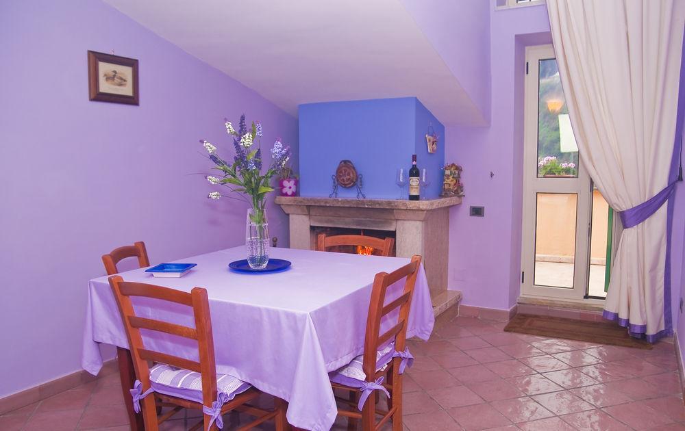 Ferienwohnung Tetto Fiorito Castellammare di Stabia Exterior foto