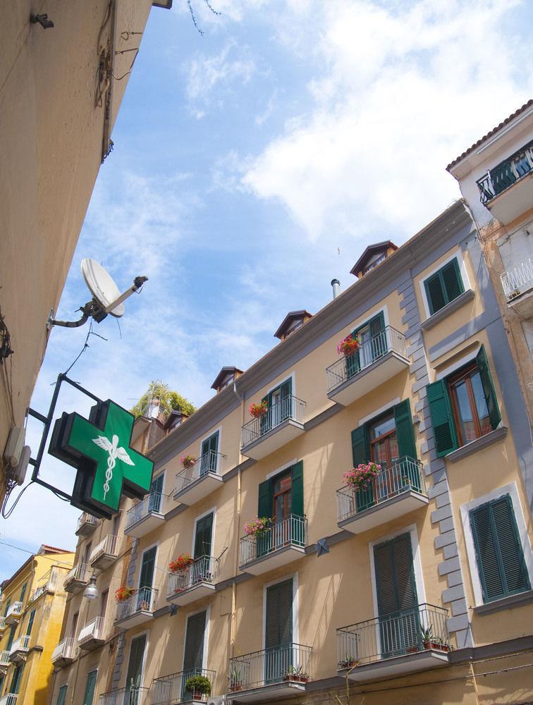 Ferienwohnung Tetto Fiorito Castellammare di Stabia Exterior foto