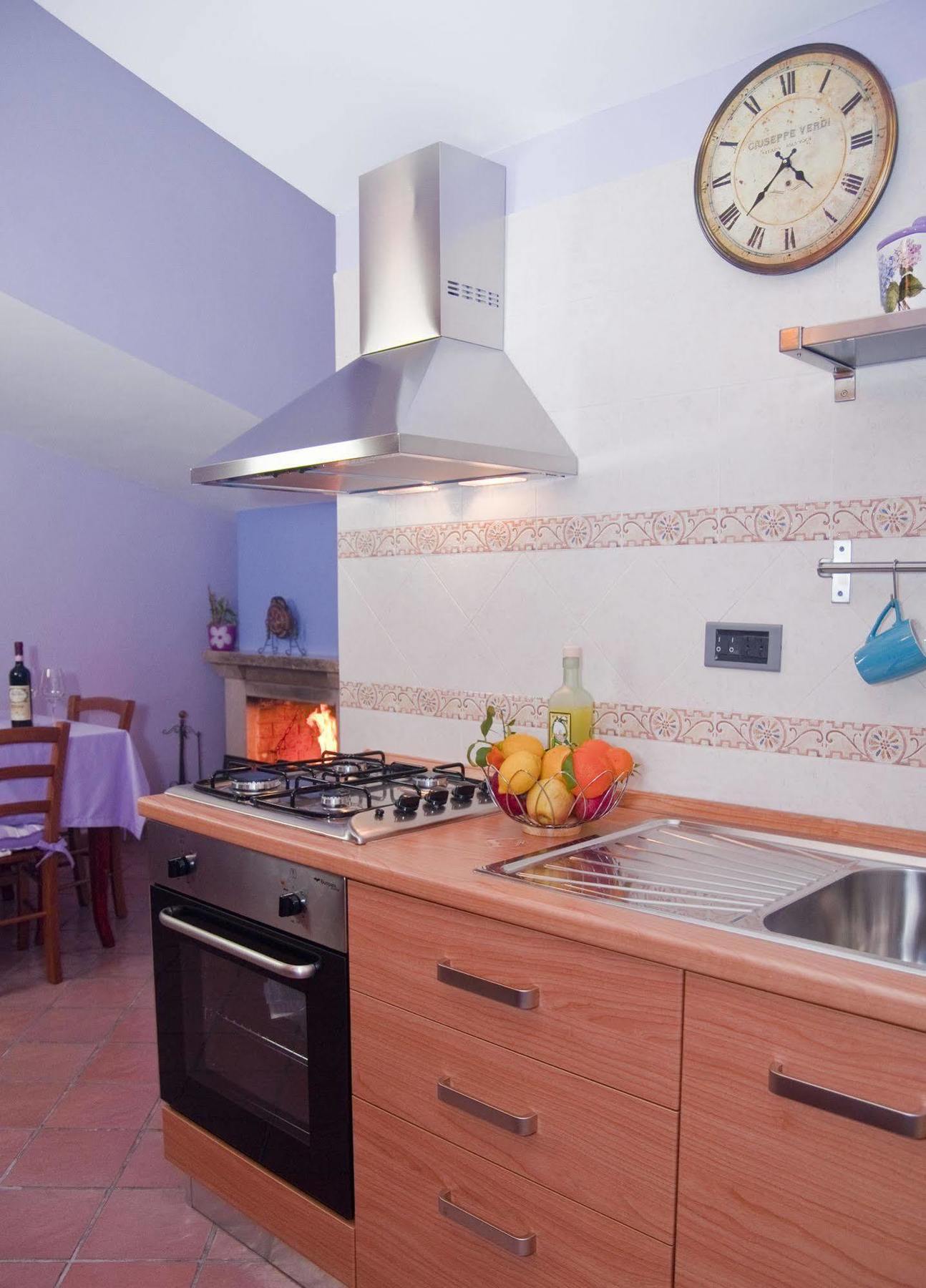 Ferienwohnung Tetto Fiorito Castellammare di Stabia Exterior foto